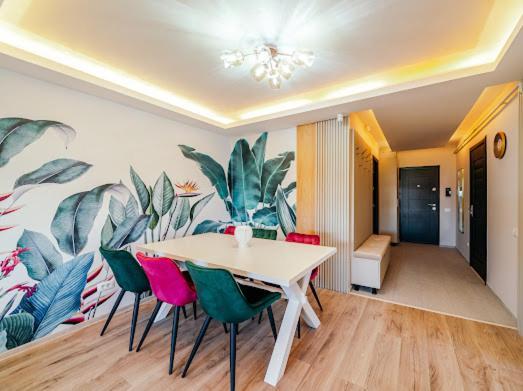 Rainforest Apartament Ghimbav Exteriör bild